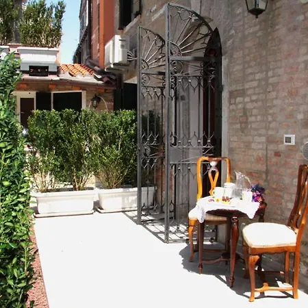 Corte Dei Santi-3